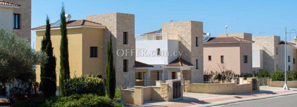 House (Detached) in Secret Valley, Paphos for Sale: https://www.offer.com.cy/en/house-detached-in-secret-valley-paphos-for-sale/21-720437/ (www.offer.com.cy)