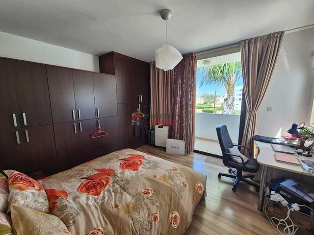 4-bedroom villa for sale: https://www.bazaraki.com/adv/5791407_4-bedroom-villa-for-sale (www.bazaraki.com)