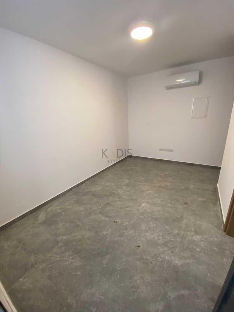 3-bedroom apartment to rent: https://www.bazaraki.com/adv/5786333_3-bedroom-apartment-to-rent (www.bazaraki.com)