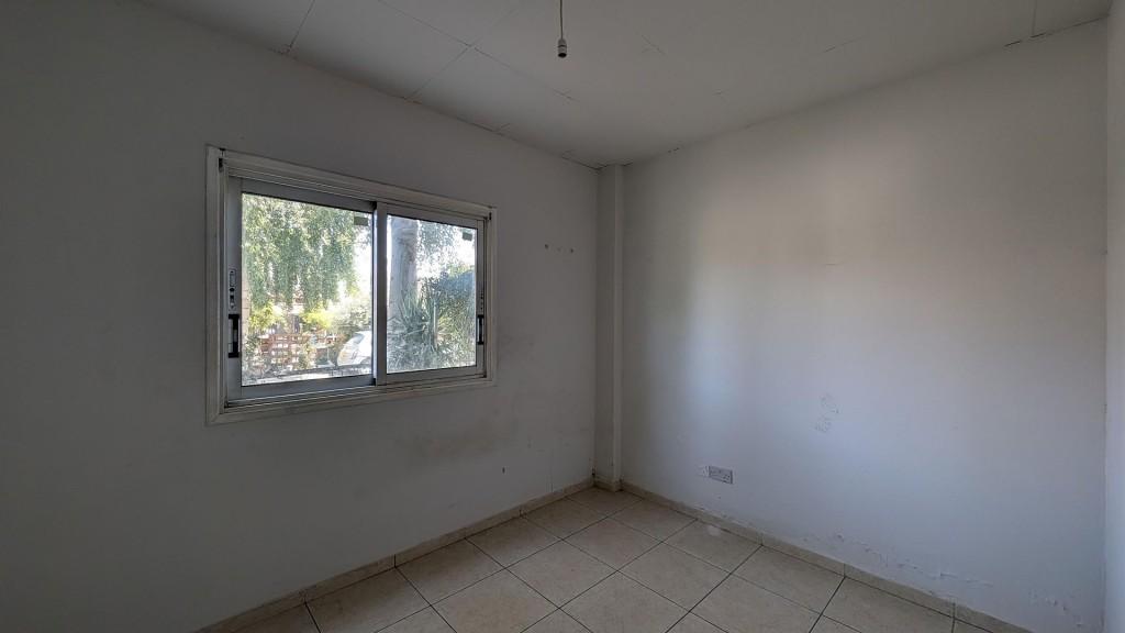 Residential Building 362 SQM For Sale: https://www.zyprus.com/property/39148/9-bedrooms-building-residential-building-in-kaimakli-nicosia (www.zyprus.com)