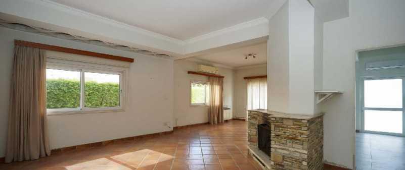 4-bedroom maisonette for sale: https://www.bazaraki.com/adv/5789292_4-bedroom-maisonette-for-sale (www.bazaraki.com)