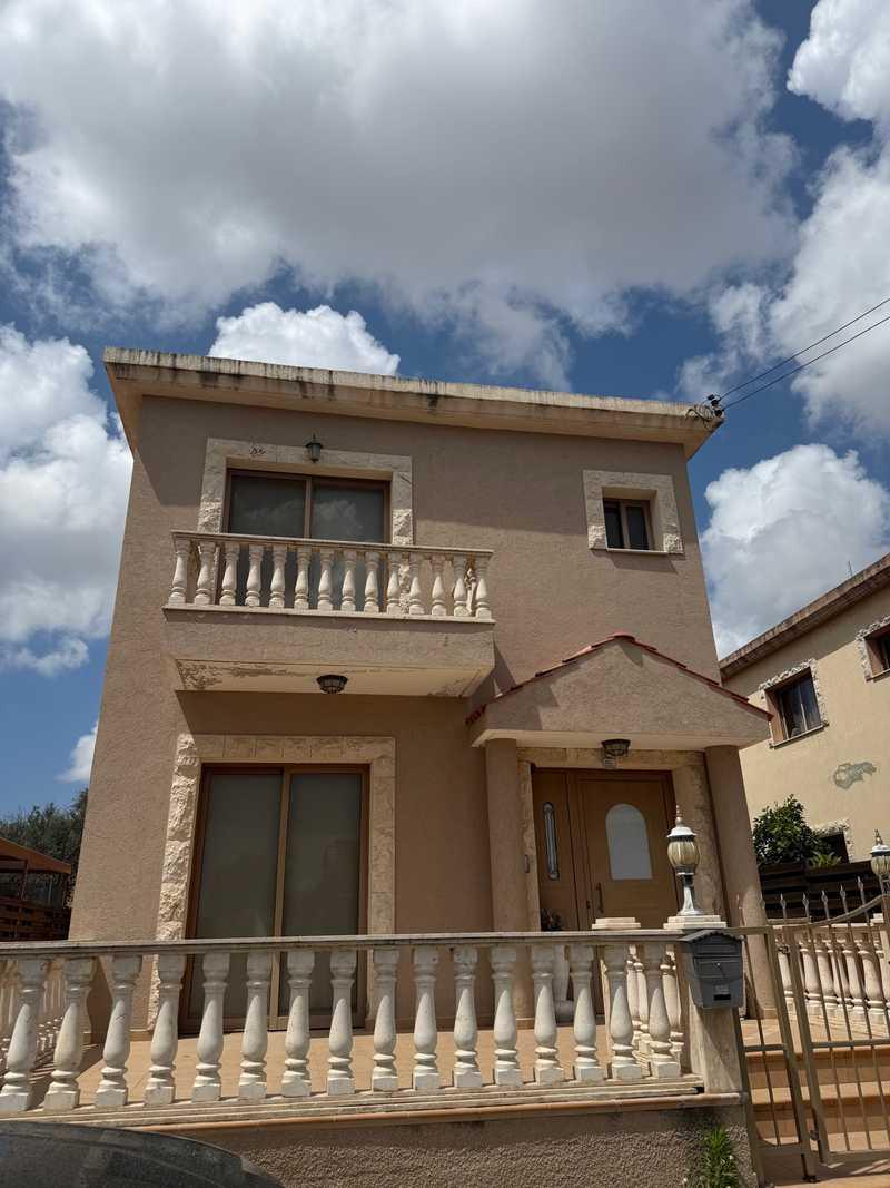 3-bedroom detached house for sale: https://www.bazaraki.com/adv/5790903_3-bedroom-detached-house-for-sale (www.bazaraki.com)