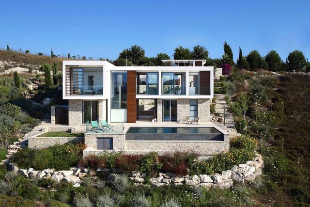 New 3-bedroom villa in Paphos № 150288: https://dom.com.cy/en/catalog/sale/150288/ (dom.com.cy)