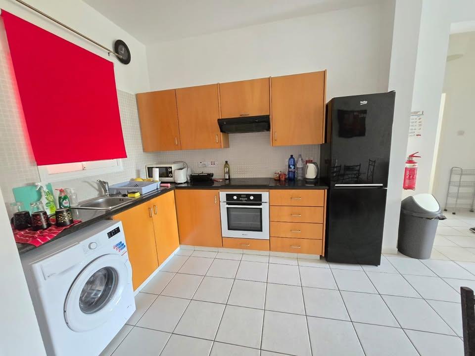 2 Beds 1 Bath Apartment/condo: https://www.facebook.com/marketplace/item/681639461328966 (www.facebook.com)