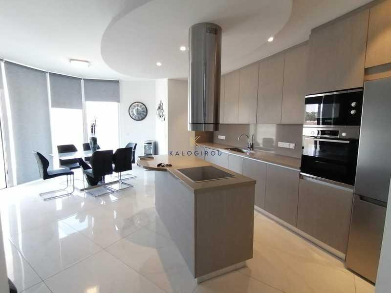 2-bedroom apartment to rent: https://www.bazaraki.com/adv/5797081_2-bedroom-apartment-to-rent (www.bazaraki.com)