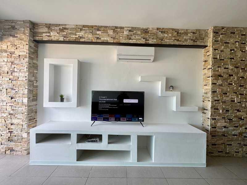 2-bedroom apartment to rent: https://www.bazaraki.com/adv/5796946_2-bedroom-apartment-to-rent (www.bazaraki.com)