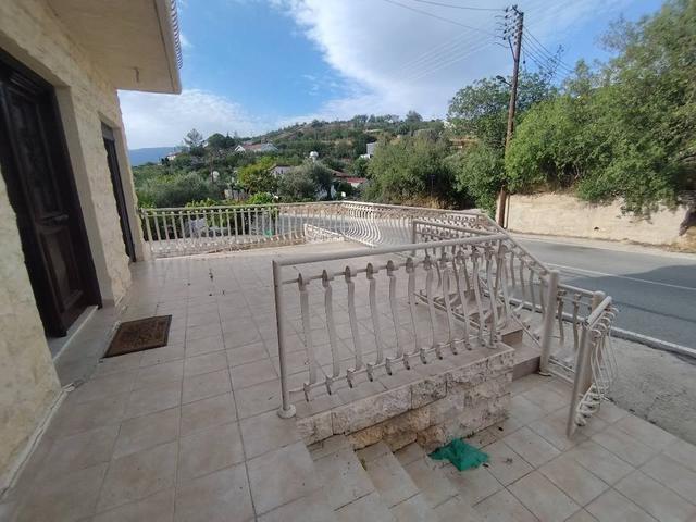 2 BEDROOM GROUND FLOOR FLAT FOR RENT MONAGRI: https://www.facebook.com/marketplace/item/3956256164690285 (www.facebook.com)