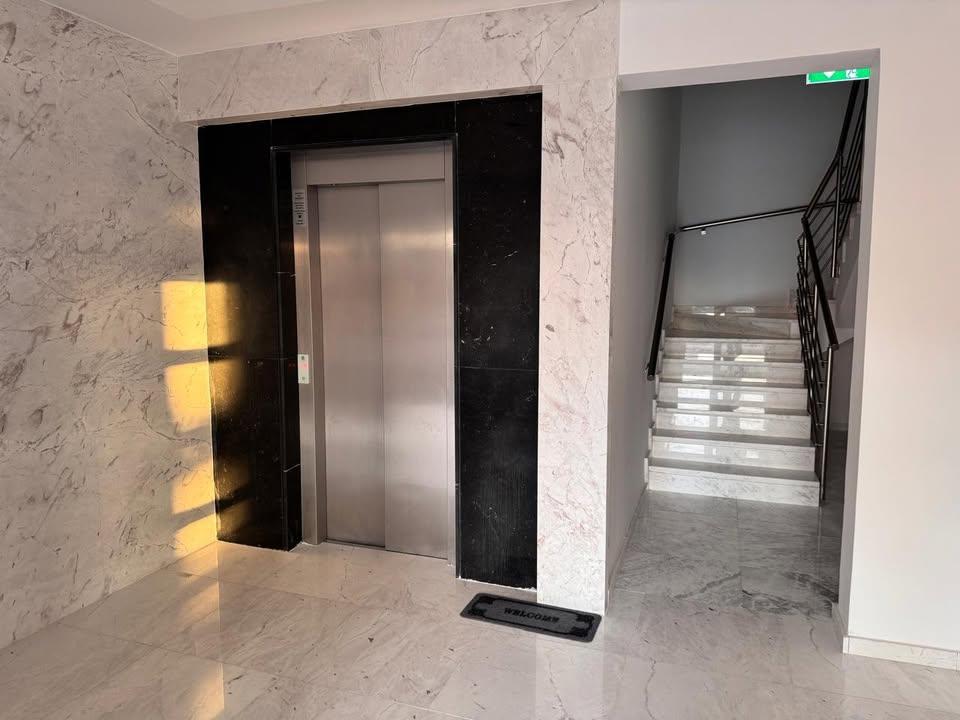 2 Beds 2 Baths Apartment/condo: https://www.facebook.com/marketplace/item/1020666716917661 (www.facebook.com)