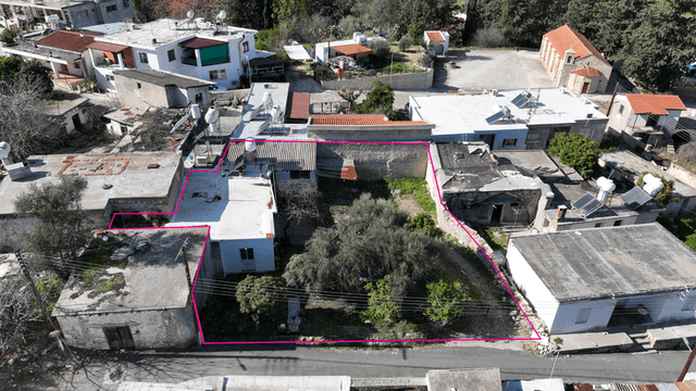 Residential land 100 m²: https://www.bazaraki.com/adv/5788690_residential-land-100-m2 (www.bazaraki.com)