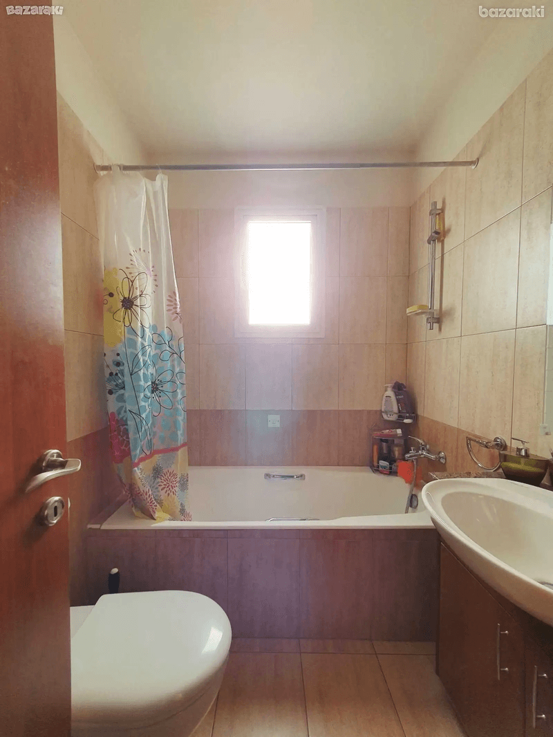 3-bedroom apartment to rent: https://www.bazaraki.com/adv/5795160_3-bedroom-apartment-to-rent (www.bazaraki.com)
