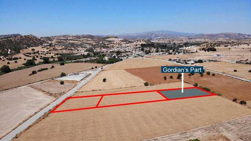 Residential land 6096 m²: https://www.bazaraki.com/adv/5790856_residential-land-6096-m2 (www.bazaraki.com)