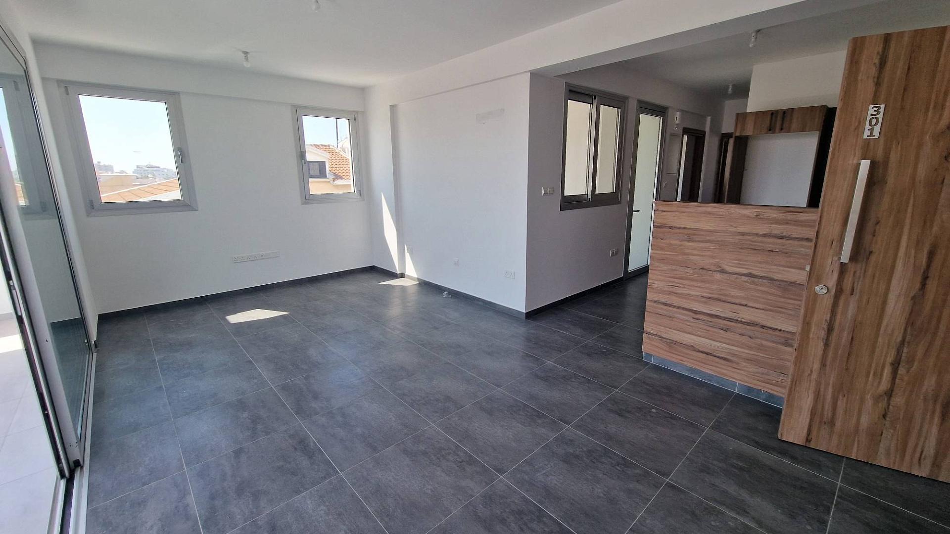 New 2-bedroom flat in Larnaca № 153916: https://dom.com.cy/en/catalog/sale/153916/ (dom.com.cy)