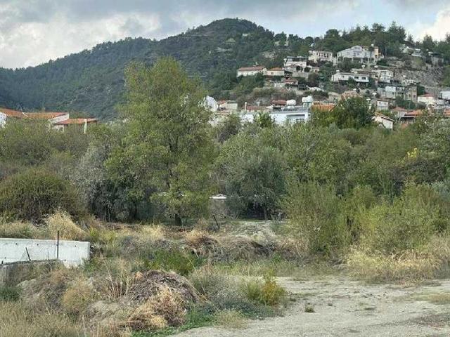 Residential land 753 m²: https://www.bazaraki.com/adv/5798193_residential-land-753-m2 (www.bazaraki.com)
