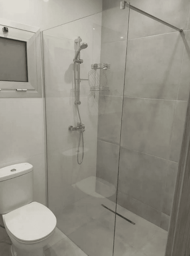 3-bedroom apartment to rent: https://www.bazaraki.com/adv/5795636_3-bedroom-apartment-to-rent (www.bazaraki.com)