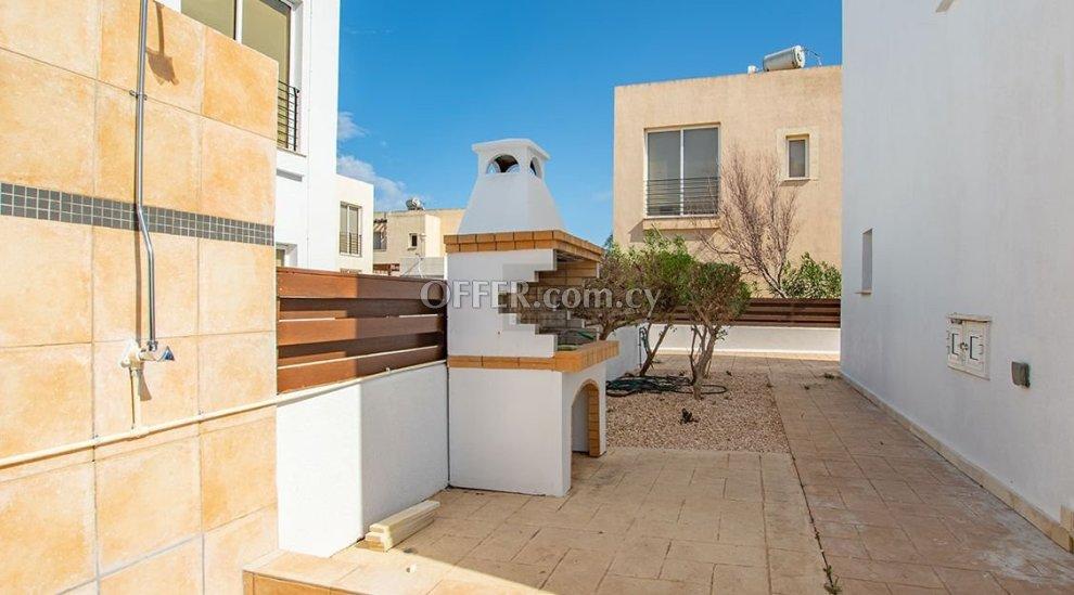 Beautiful Two bedroom Villa in Agia Triada: https://www.offer.com.cy/en/beautiful-two-bedroom-villa-in-agia-triada/21-816454/ (www.offer.com.cy)