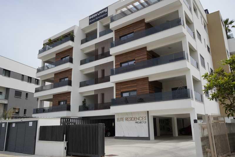 2-bedroom apartment to rent: https://www.bazaraki.com/adv/5792756_2-bedroom-apartment-to-rent (www.bazaraki.com)