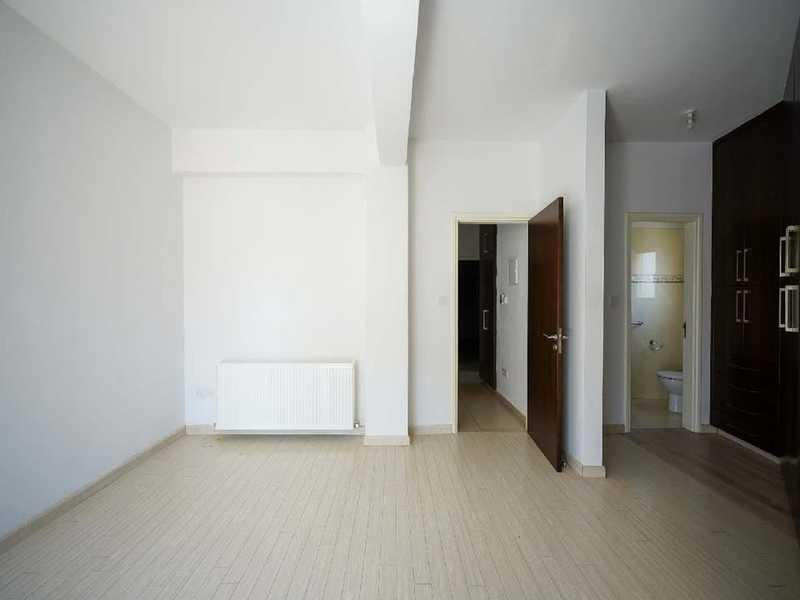 3-bedroom semi-detached for sale: https://www.bazaraki.com/adv/5797601_3-bedroom-semi-detached-for-sale (www.bazaraki.com)