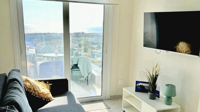 2-bedroom flat in Paphos № 153741: https://dom.com.cy/en/catalog/sale/153741/ (dom.com.cy)