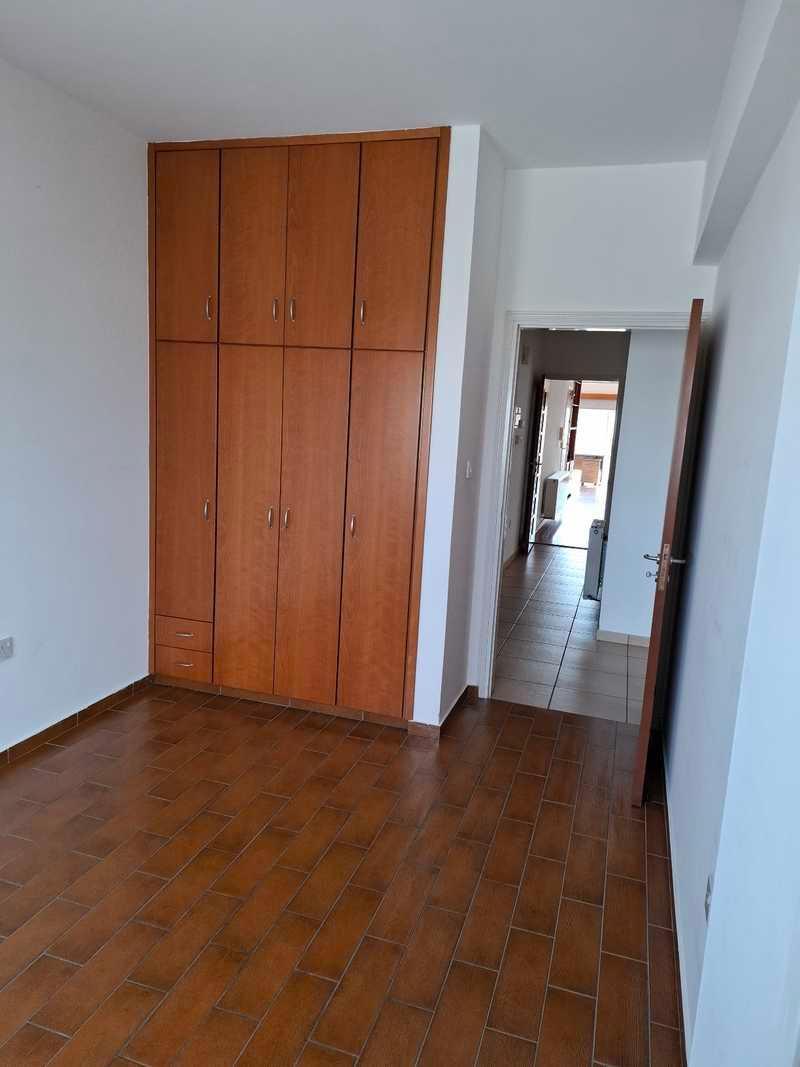 3-bedroom apartment for sale: https://www.bazaraki.com/adv/5798476_3-bedroom-apartment-for-sale (www.bazaraki.com)
