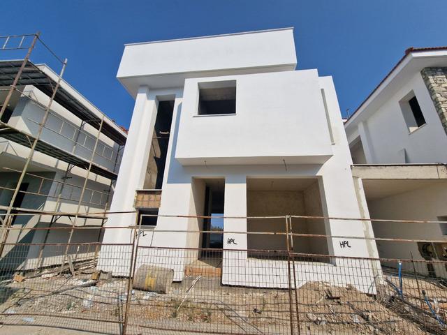 New 4-bedroom house in Larnaca № 153309: https://dom.com.cy/en/catalog/sale/153309/ (dom.com.cy)