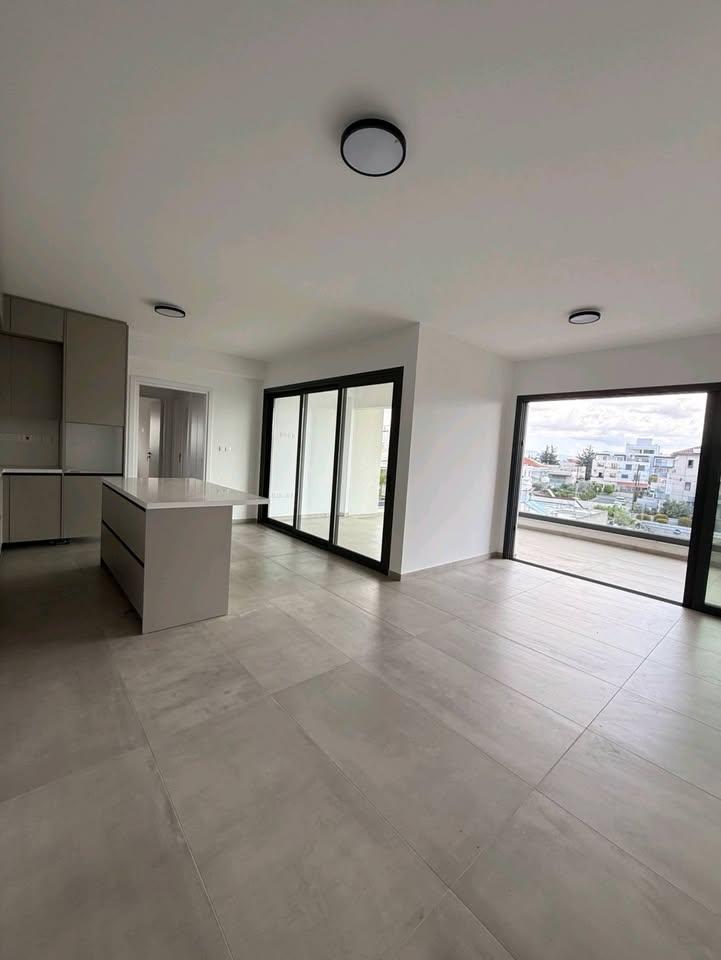 Brand new 2 bed flat for rent: https://www.facebook.com/marketplace/item/1528311351823113 (www.facebook.com)