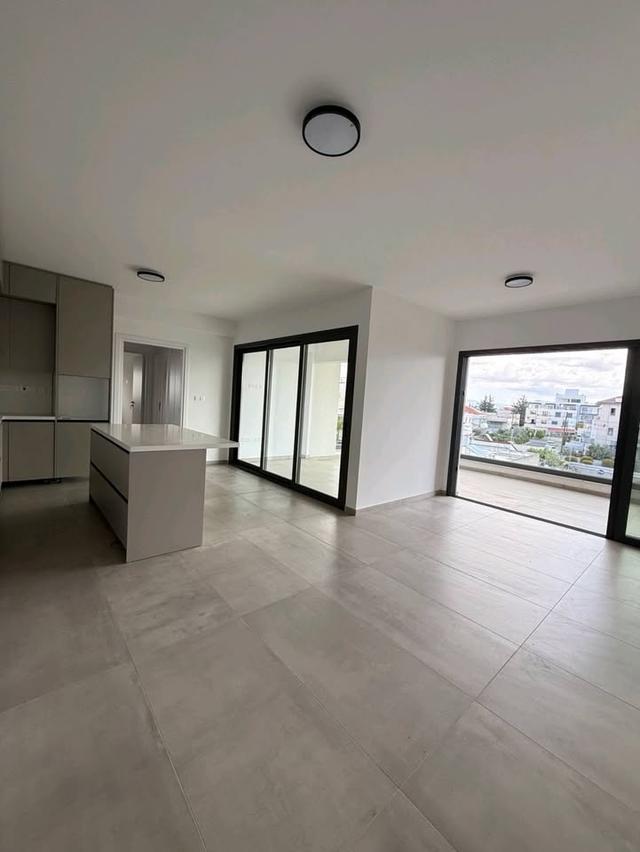 Brand new 2 bed flat for rent: https://www.facebook.com/marketplace/item/1528311351823113 (www.facebook.com)