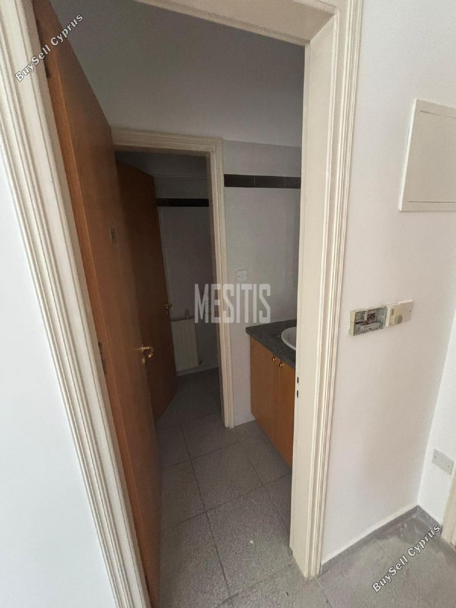 Office to rent in Strovolos, Nicosia: https://www.buysellcyprus.com/property-for-rent/nicosia/strovolos/office-to-rent-strovolos-nicosia-1800599.html (www.buysellcyprus.com)