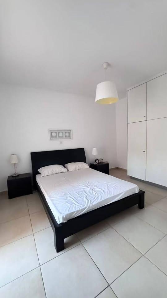 For rent 2bedroom apartment in Elysia Park Universal: https://www.facebook.com/marketplace/item/1732491970985037 (www.facebook.com)