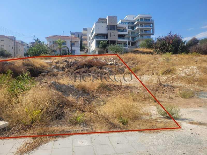 Residential land 531 m²: https://www.bazaraki.com/adv/5798370_residential-land-531-m2 (www.bazaraki.com)