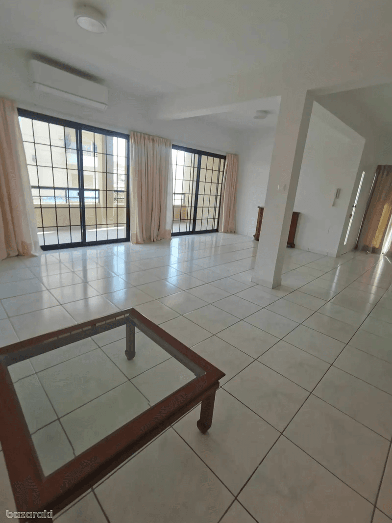 3-bedroom apartment to rent: https://www.bazaraki.com/adv/5798633_3-bedroom-apartment-to-rent (www.bazaraki.com)