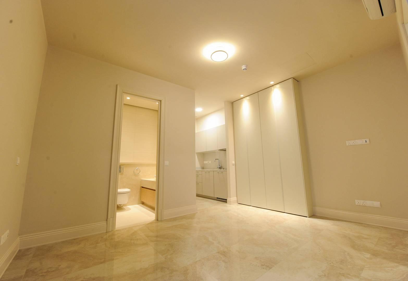 New 5-bedroom villa in Larnaca № 153379: https://dom.com.cy/en/catalog/sale/153379/ (dom.com.cy)