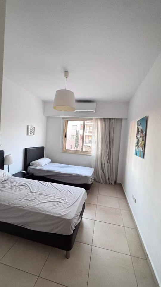 For rent 2bedroom apartment in Elysia Park Universal: https://www.facebook.com/marketplace/item/1732491970985037 (www.facebook.com)
