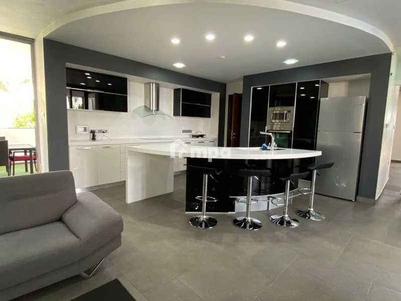  5-bedroom detached house to rent: https://www.bazaraki.com/adv/5789063_5-bedroom-detached-house-to-rent (www.bazaraki.com)