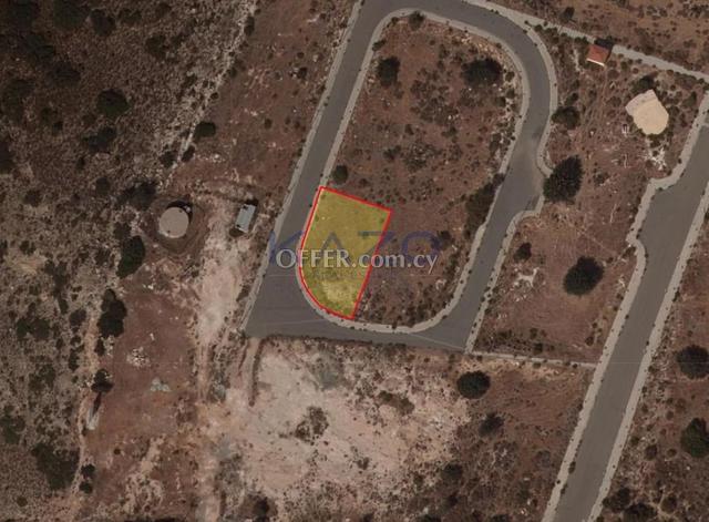 Spacious 740 m2 Building Plot for Sale in Pissouri: https://www.offer.com.cy/en/spacious-740-m2-building-plot-for-sale-in-pissouri/21-813746/ (www.offer.com.cy)