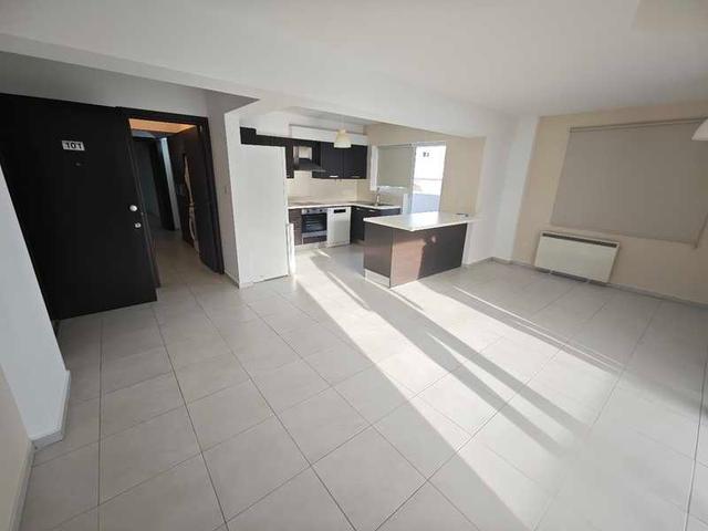3-bedroom apartment to rent: https://www.bazaraki.com/adv/5786262_2-bedroom-penthouse-to-rent (www.bazaraki.com)