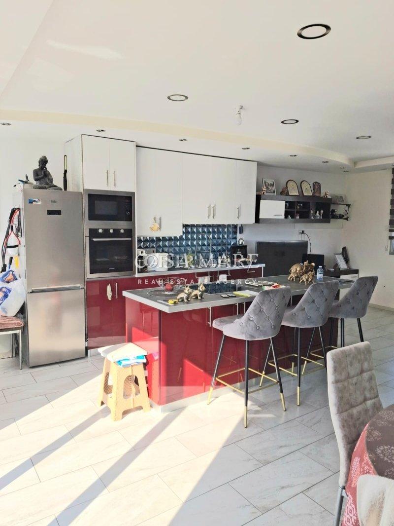 3 Bedroom Apartment in Tseri: https://www.offer.com.cy/en/3-bedroom-apartment-in-tseri/21-816449/ (www.offer.com.cy)