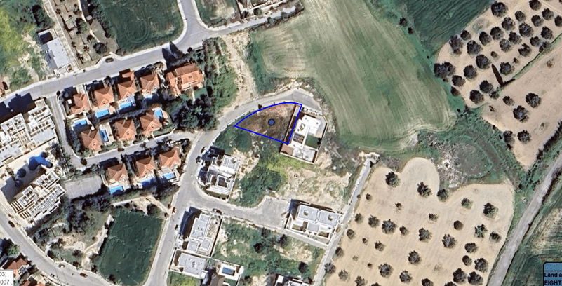 Residential land 602 m²: https://www.bazaraki.com/adv/5798502_residential-land-602-m2 (www.bazaraki.com)