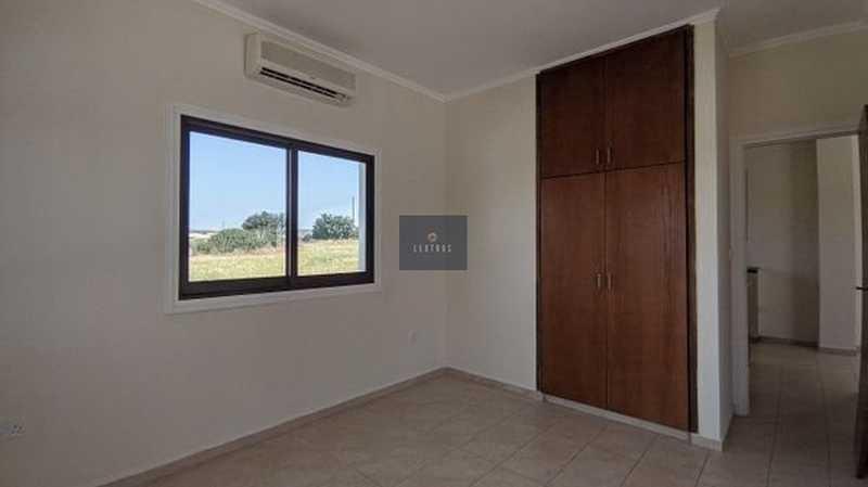 2-bedroom detached house for sale: https://www.bazaraki.com/adv/5791319_2-bedroom-detached-house-for-sale (www.bazaraki.com)