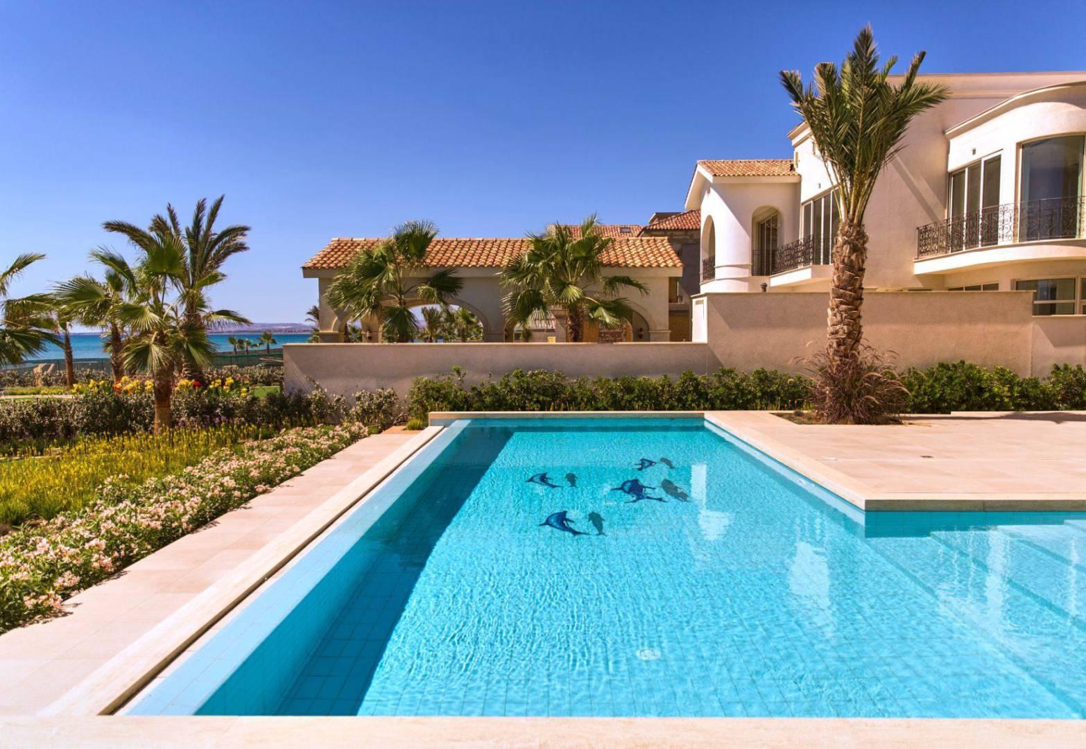 New 7-bedroom villa in Larnaca № 153410: https://dom.com.cy/en/catalog/sale/153410/ (dom.com.cy)