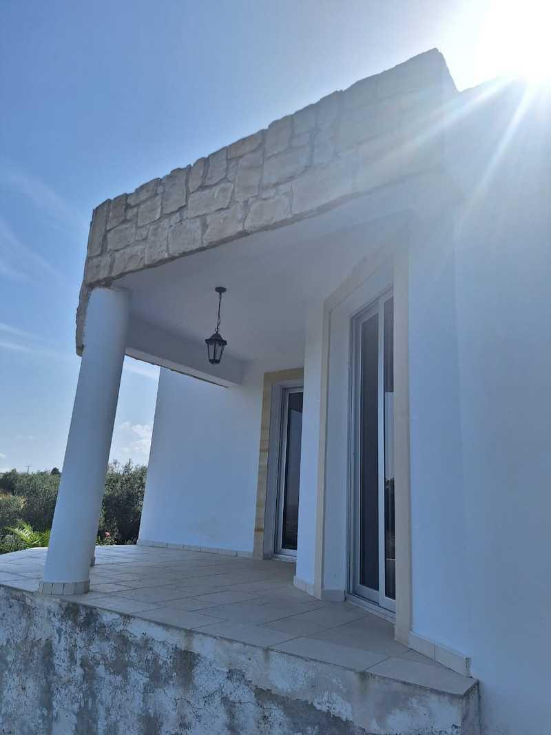 3-bedroom detached house to rent: https://www.bazaraki.com/adv/5793514_3-bedroom-detached-house-to-rent (www.bazaraki.com)