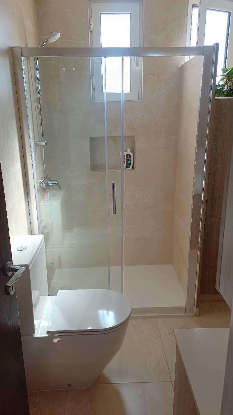 2-bedroom apartment to rent: https://www.bazaraki.com/adv/5786332_2-bedroom-apartment-to-rent (www.bazaraki.com)