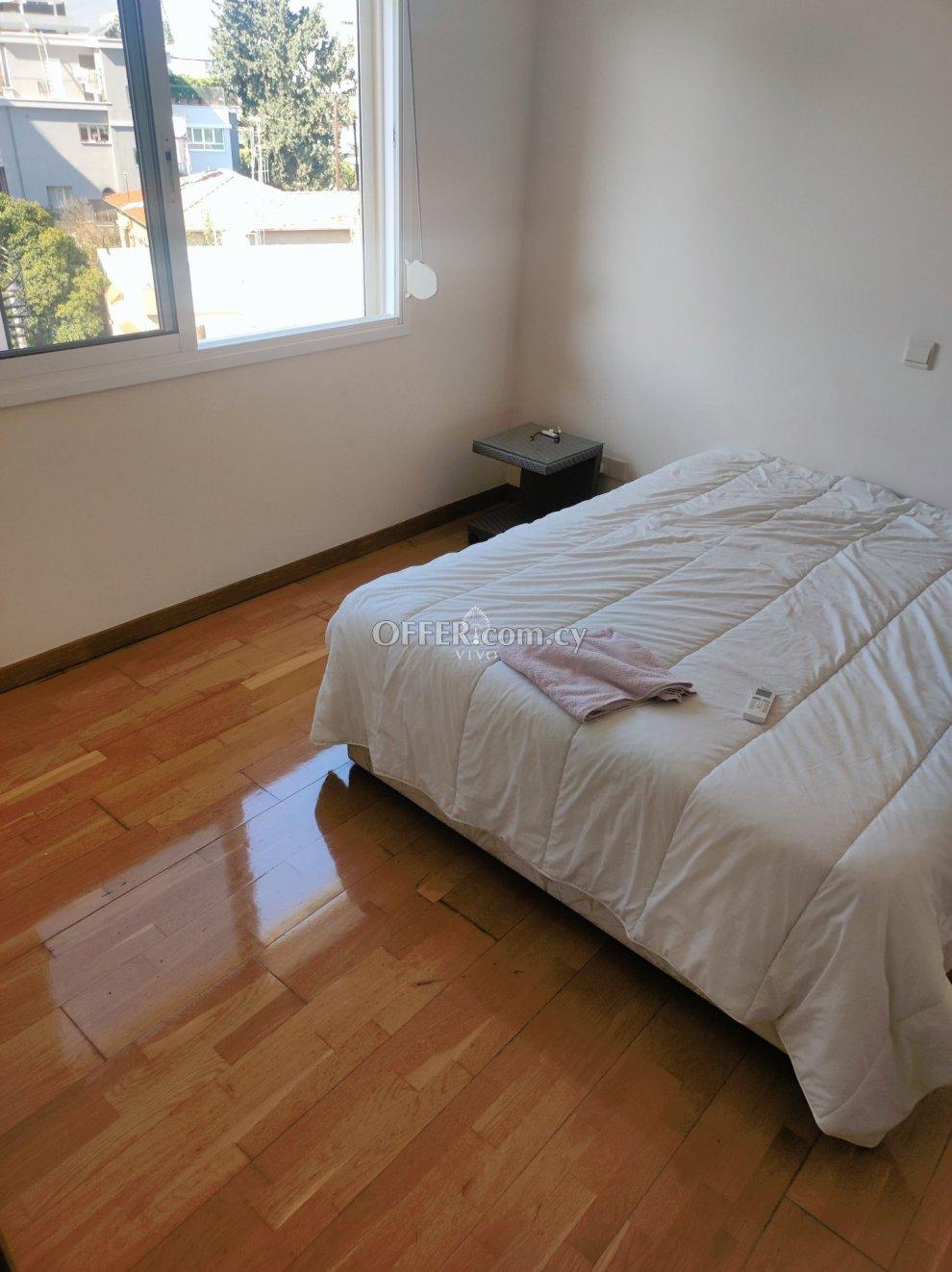 THREE BEDROOM FULLY FURNISHED APARTMENT IN THE HEART OF CITY CENTRE: https://www.offer.com.cy/en/three-bedroom-fully-furnished-apartment-in-the-heart-of-city-centre/21-754990/ (www.offer.com.cy)
