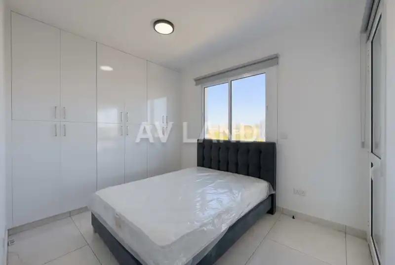 3-bedroom penthouse to rent: https://www.bazaraki.com/adv/5787598_3-bedroom-penthouse-to-rent (www.bazaraki.com)