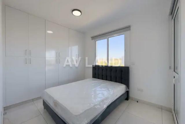 3-bedroom penthouse to rent: https://www.bazaraki.com/adv/5787598_3-bedroom-penthouse-to-rent (www.bazaraki.com)