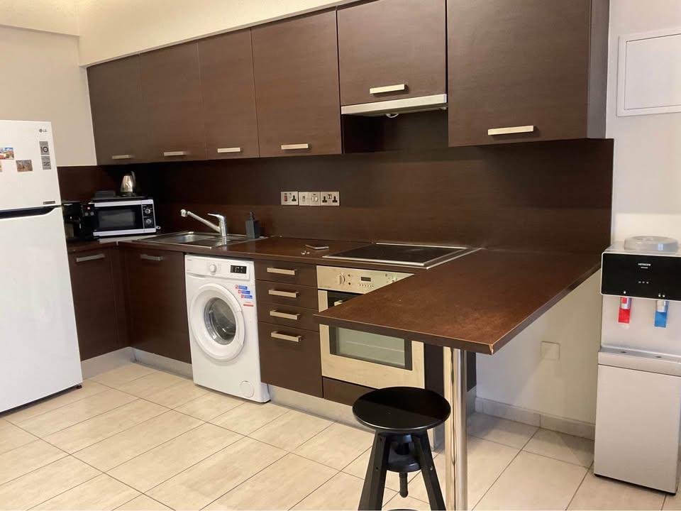 STUDIO: https://www.facebook.com/marketplace/item/662620343353444 (www.facebook.com)