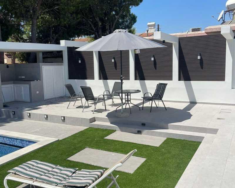 3-bedroom detached house for sale: https://www.bazaraki.com/adv/5799629_3-bedroom-detached-house-for-sale (www.bazaraki.com)