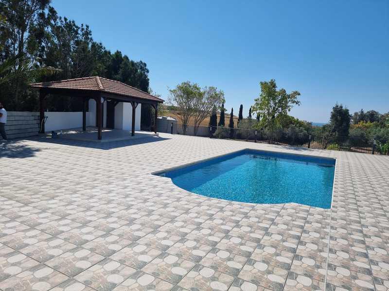  5-bedroom detached house to rent: https://www.bazaraki.com/adv/5789294_5-bedroom-detached-house-to-rent (www.bazaraki.com)