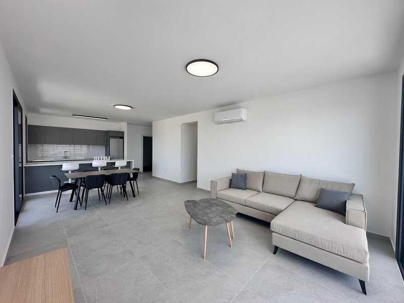 3-bedroom apartment to rent: https://www.bazaraki.com/adv/5786954_3-bedroom-apartment-to-rent (www.bazaraki.com)
