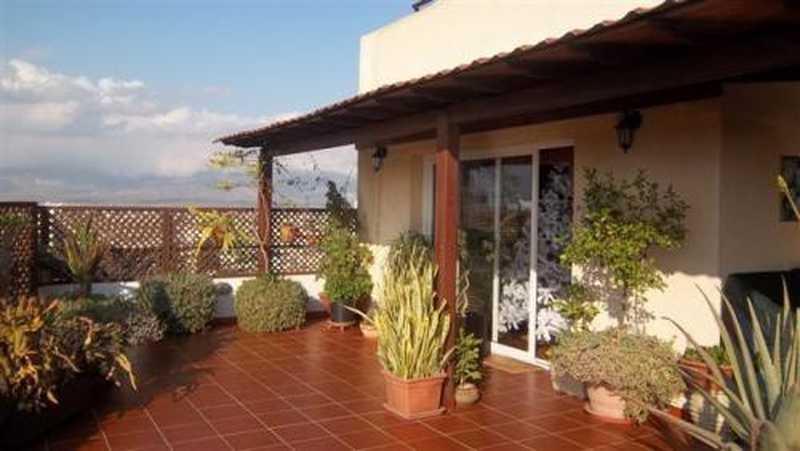 3-bedroom penthouse for sale: https://www.bazaraki.com/adv/5793645_3-bedroom-penthouse-for-sale (www.bazaraki.com)