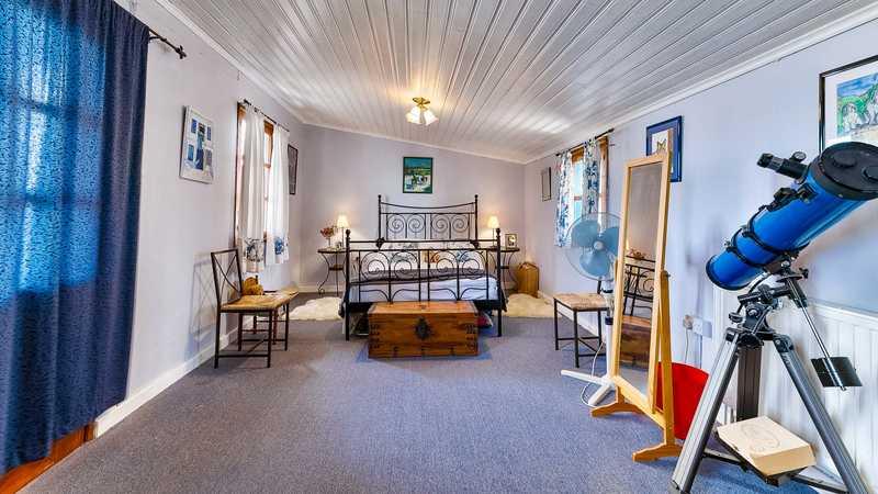 3-bedroom semi-detached for sale: https://www.bazaraki.com/adv/5795159_3-bedroom-semi-detached-for-sale (www.bazaraki.com)